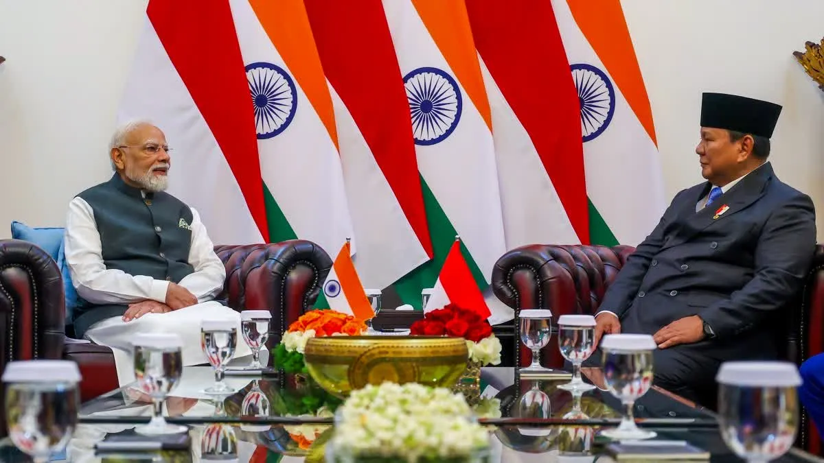 भारत-इंडोनेशिया रक्षा संबंध मजबूत: ब्रह्मोस मिसाइल आपूर्ति पर समझौता
