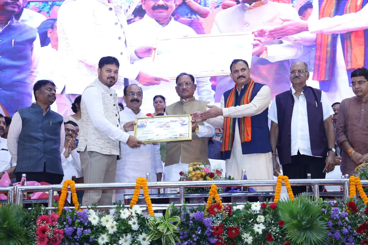 आयुर्वेद सेवा सम्मेलन में विधायक अनुज शर्मा और पत्नी ने लिया मरणोपरांत अंगदान का संकल्प