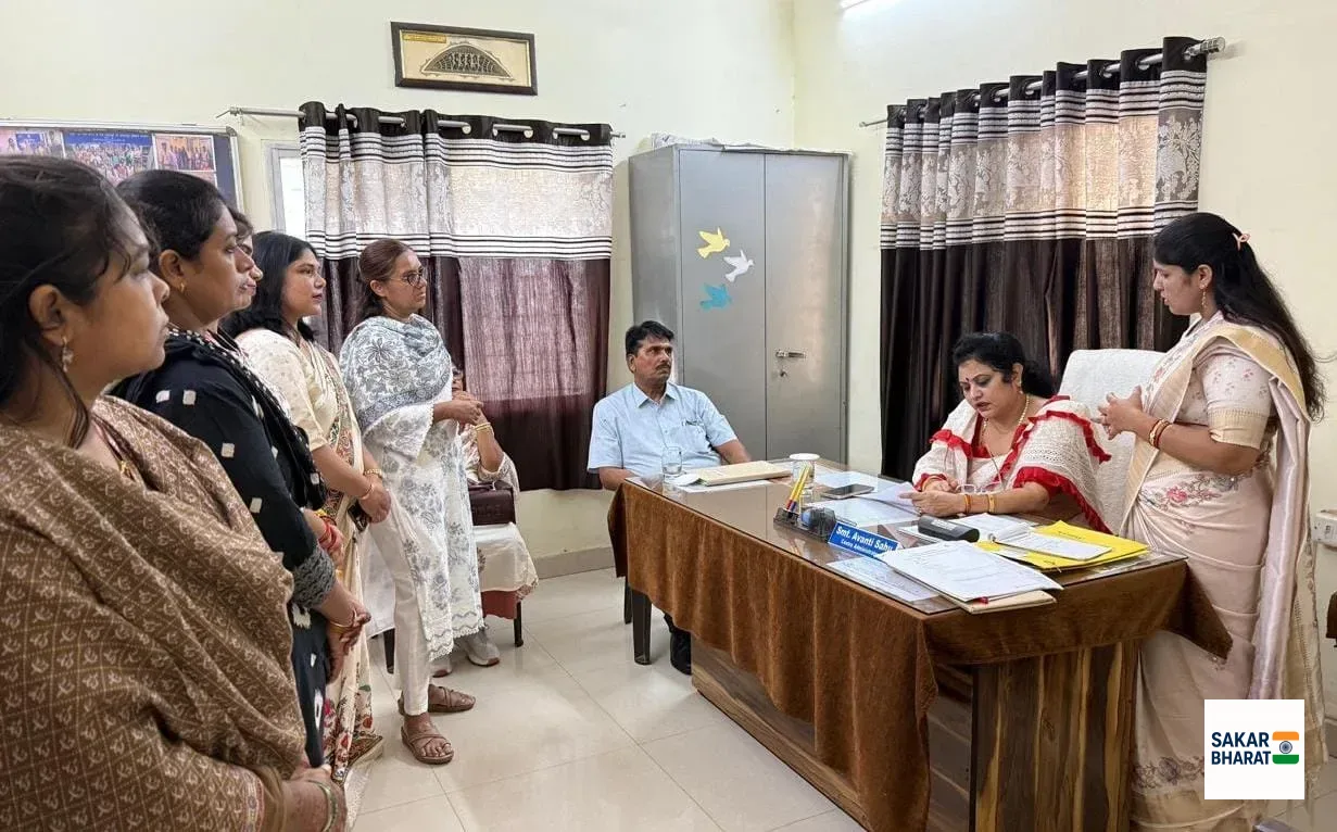 दुर्ग:-सखी वन स्टॉप सेंटर की व्यवस्थाओं का जायजा लेने पहुंचीं महिला आयोग अध्यक्ष डॉ. ममता साहू