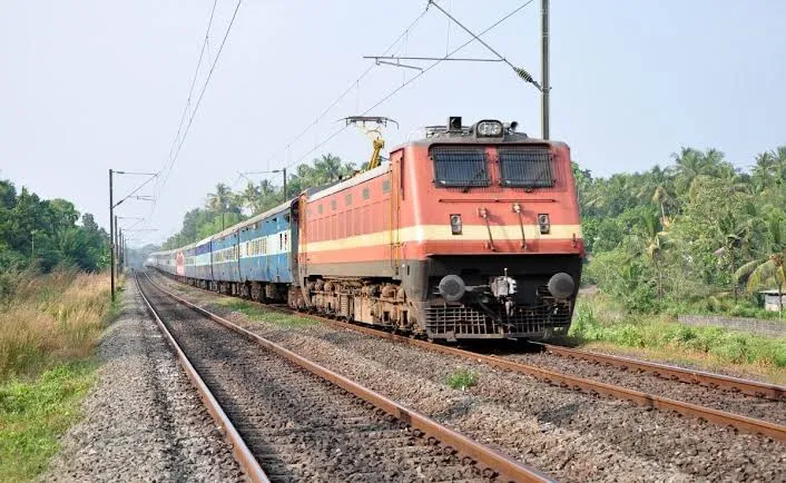 भारतीय रेलवे का टिकट सिस्टम 5 गुना तेज, अब मिनटों में लाखों बुकिंग
