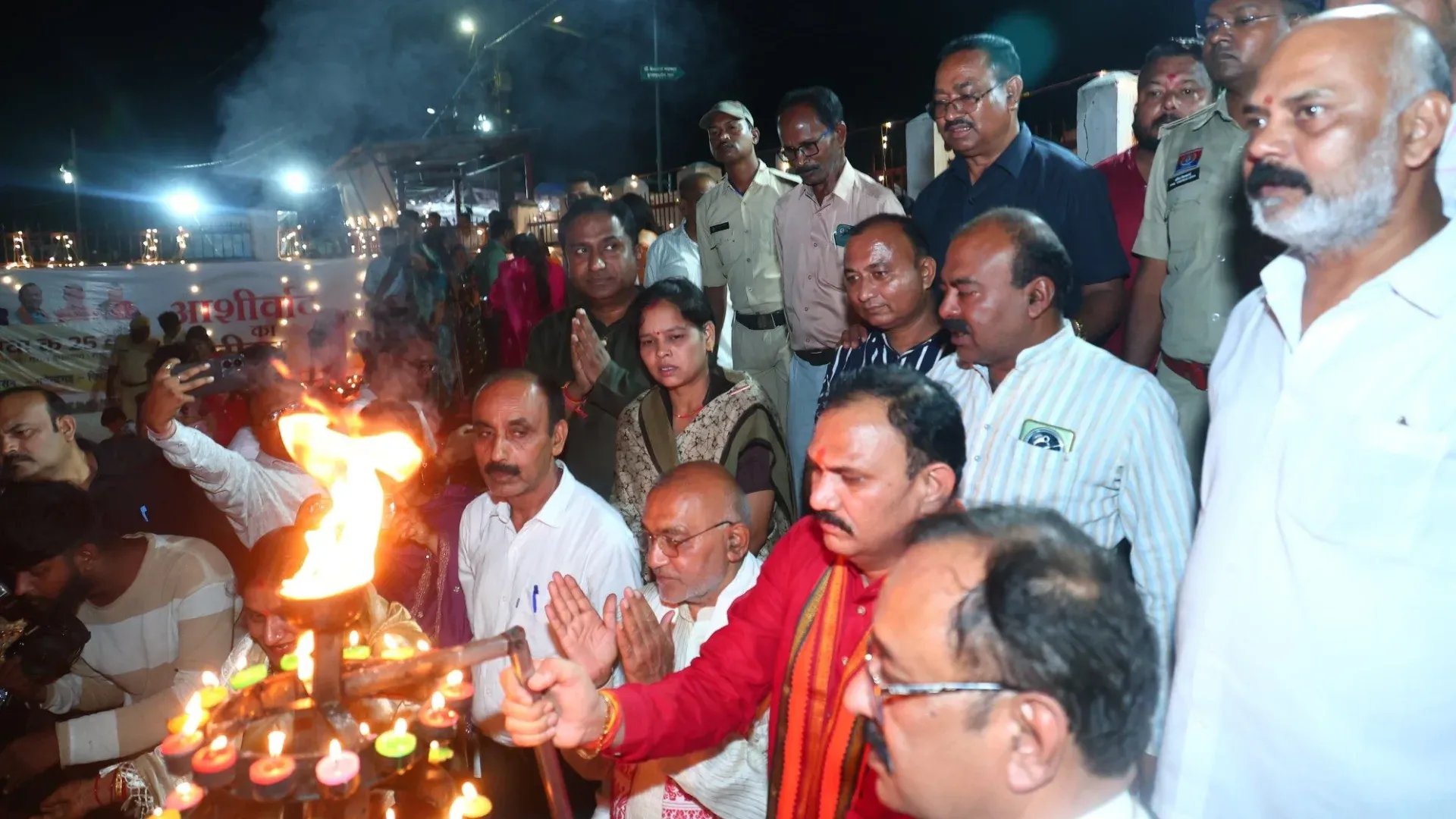 पीएम मोदी के 25 वर्षों के सेवाकाल पर मनेन्द्रगढ़ में हुआ ‘सेवा संकल्प अभियान’ का भव्य शुभारंभ | पूरी खबर
