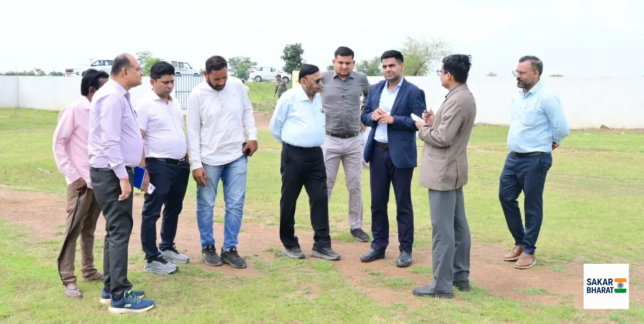 राजनांदगांव : कलेक्टर ने सुंदरा के मिनी स्टेडियम को बच्चों और युवाओं के लिए बेहतर खेल सुविधा के रूप में विकसित करने दिए निर्देश