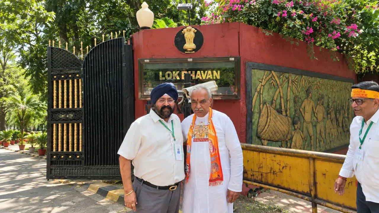 राष्ट्रपति द्रौपदी मुर्मु ने पूज्य माता हासी देवी जी के सम्मान में जारी किया 200 रूपए का स्मारक सिक्का, संत डॉ. युधिष्ठिर लाल जी महाराज और छत्तीसगढ़ टेनिस संघ के | पूरी खबर