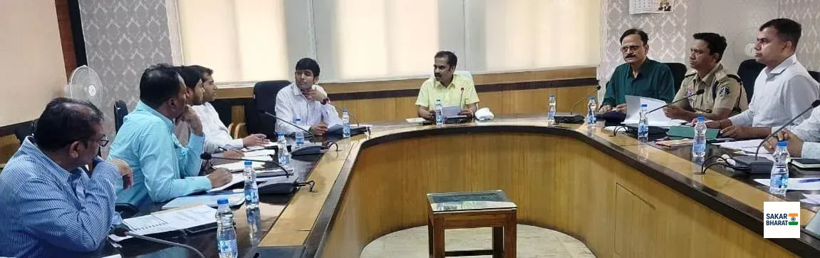 विभिन्न ब्लैक स्पॉट में आवश्यक सुधार हेतु सचिव परिवहन की अध्यक्षता में हुई बैठक