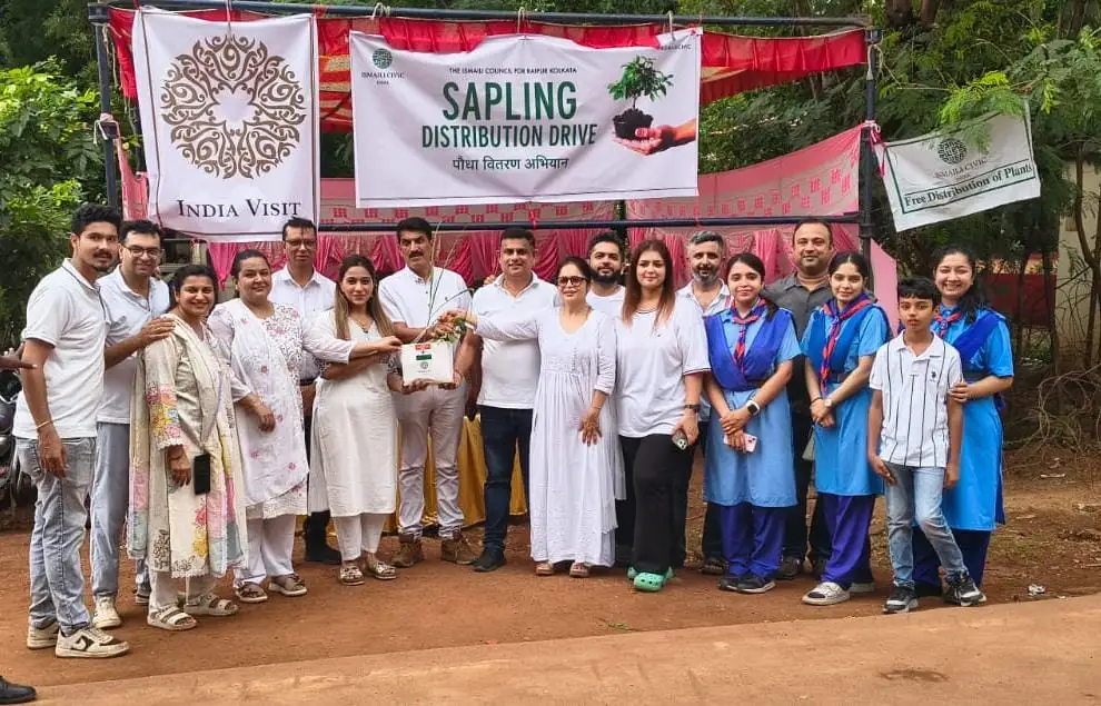 स्वतंत्रता दिवस पर इस्माइली CIVIC ने लगाए 500 पौधे, दिया हरियाली का संदेश