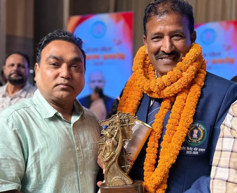 वॉलीबॉल के ‘अकरम भैया’ को राज्य खेल अलंकरण, हजारों खिलाड़ियों को दी नई पहचान